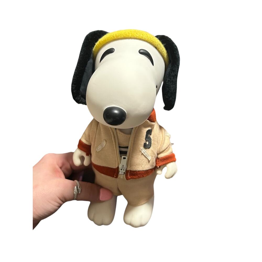 Vintage 1966 Snoopy Jogger Doll W Track Suit Collectible Korea 8"